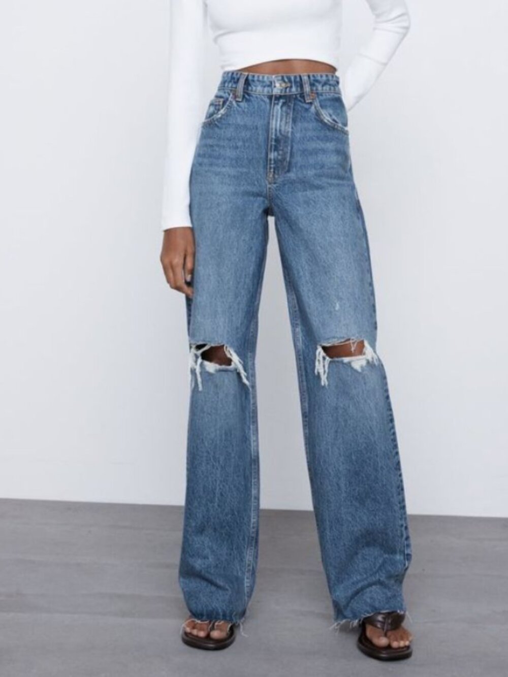 Zara High-Waisted Wide-Leg Ripped Jeans Medium Blue Wash Size 34